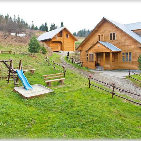 Садиба Віват Oryavchyk Exterior foto