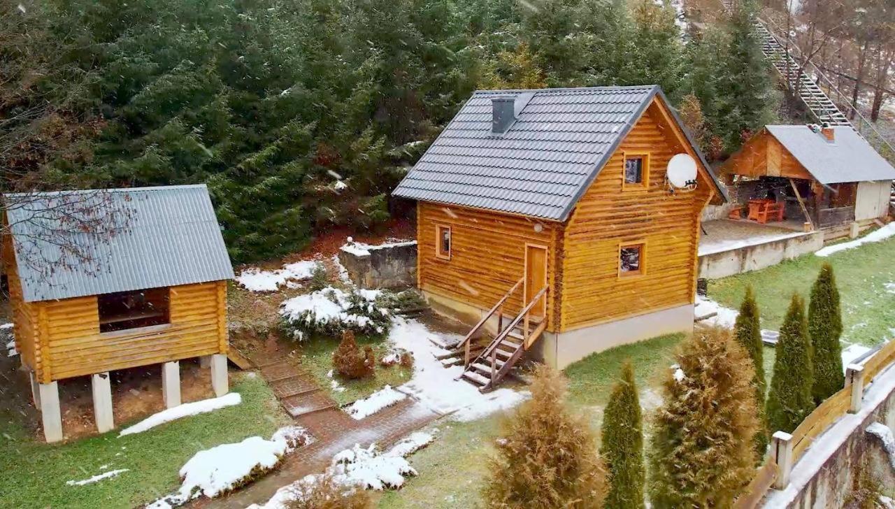 Садиба Віват Oryavchyk Exterior foto